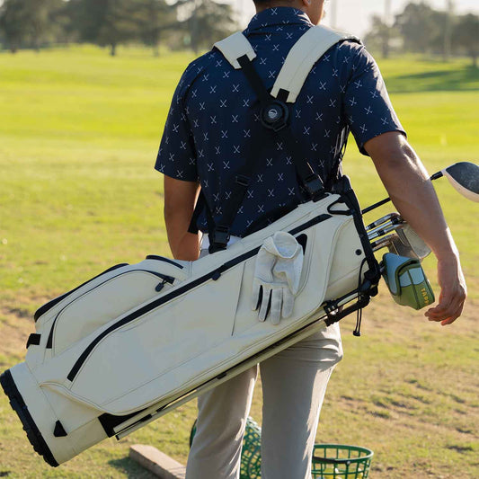 10 Must-Have Golf Bag Accessories for Beginners: Essential Gear for Your First Rounds